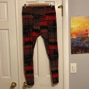 LulaRoe Leggings Tall & Curvy